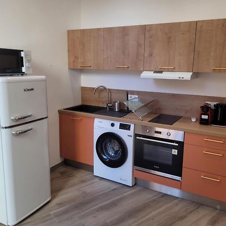 Appartement Secteur Gare Et Place De La Comedie, Wifi & Climatisation Montpellier Bagian luar foto